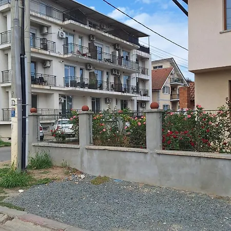 Eva 200m De Plaja Năvodari